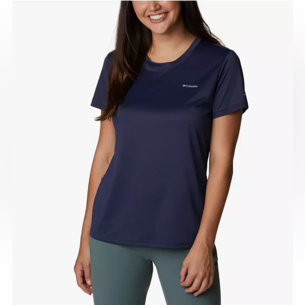 Columbia Hike SS Crew Shirt Sleeve T-Shirt Moisture Wicking Women’s Small NWT